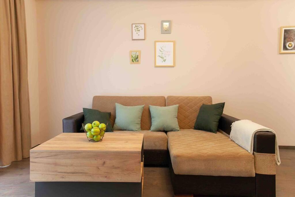 Gg Home - Cozy 1 Bedroom Apartment On Kazbegi Avenue 15 Tbilisi Bagian luar foto