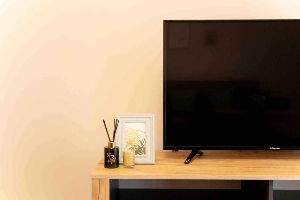 Gg Home - Cozy 1 Bedroom Apartment On Kazbegi Avenue 15 Tbilisi Bagian luar foto