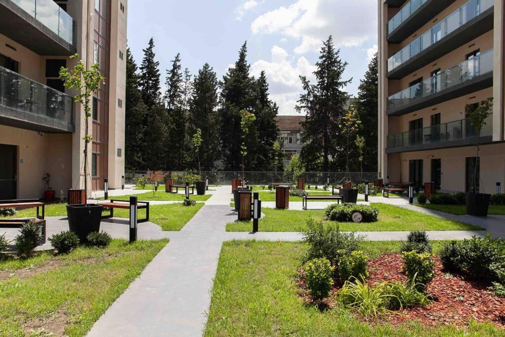 Gg Home - Cozy 1 Bedroom Apartment On Kazbegi Avenue 15 Tbilisi Bagian luar foto