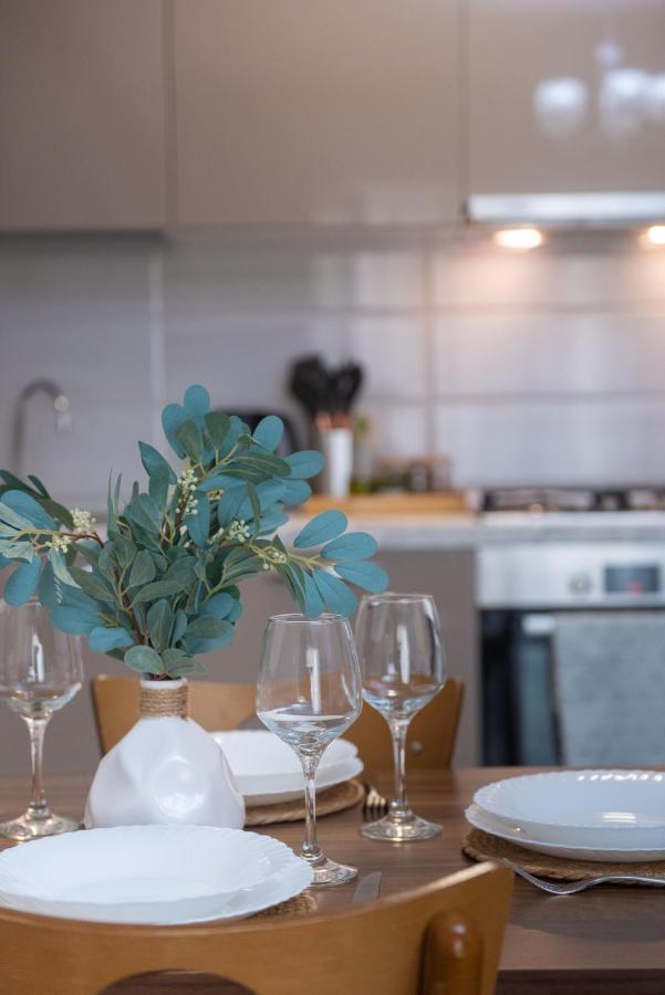 Gg Home - Cozy 1 Bedroom Apartment On Kazbegi Avenue 15 Tbilisi Bagian luar foto